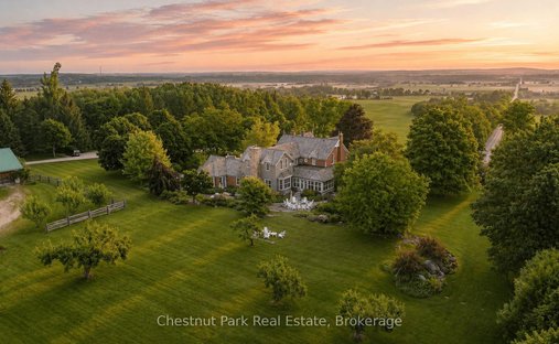 Creemore, Ontario, Canada 1