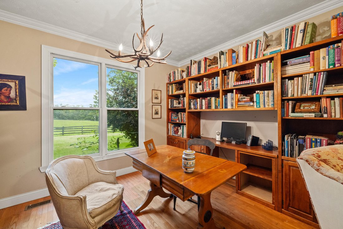 Farm Ranch in Versailles, Kentucky, United States 5 - 18289448
