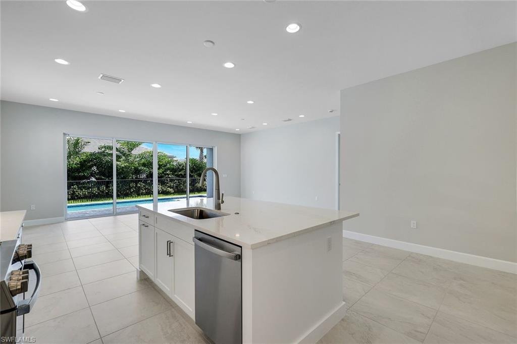House in Naples, Florida, United States 4 - 17394873