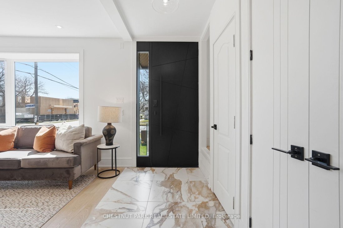 House in Toronto, Ontario, Canada 3 - 18090055