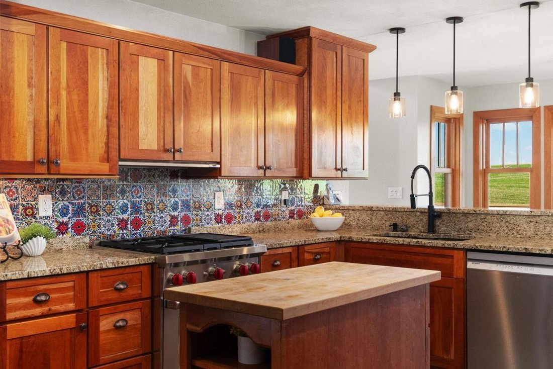House in New Glarus, Wisconsin, United States 3 - 18289096