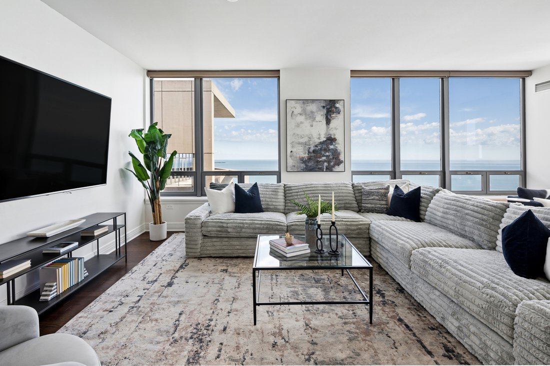 Condo in Chicago, Illinois, United States 3 - 18209491