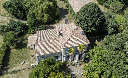 House in Saint-Vivien-de-Medoc, Nouvelle-Aquitaine, France 1