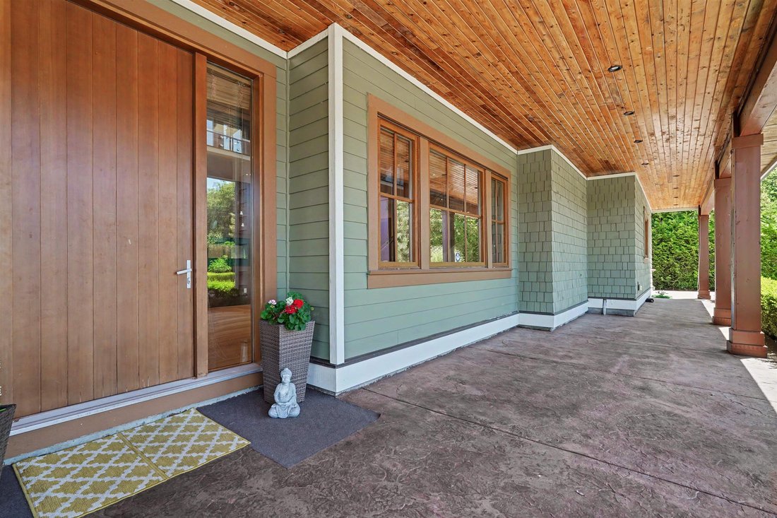 House in Surrey, British Columbia, Canada 5 - 18286727