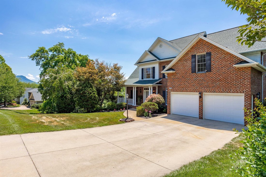 House in Massanetta Springs, Virginia, United States 4 - 18285419
