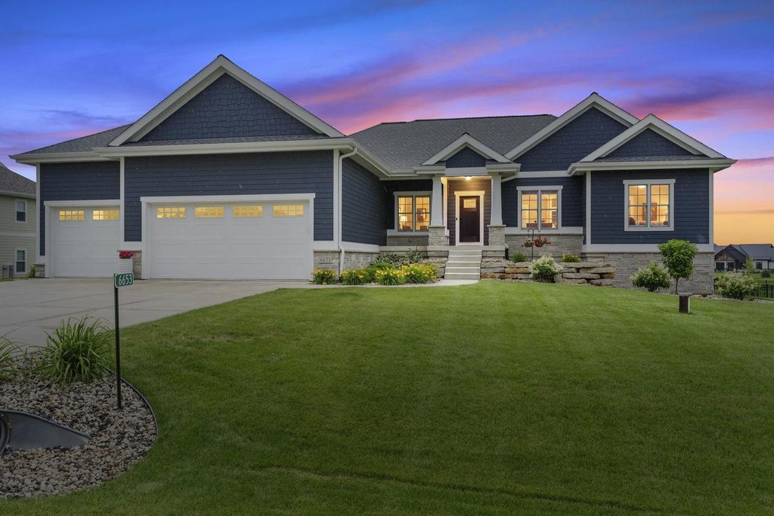 House in Sun Prairie, Wisconsin, United States 1 - 18280022