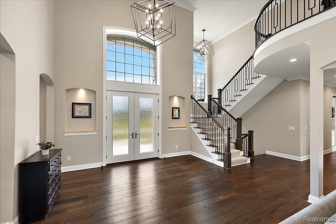 House in Grand Blanc Township, Michigan, United States 4 - 18281331