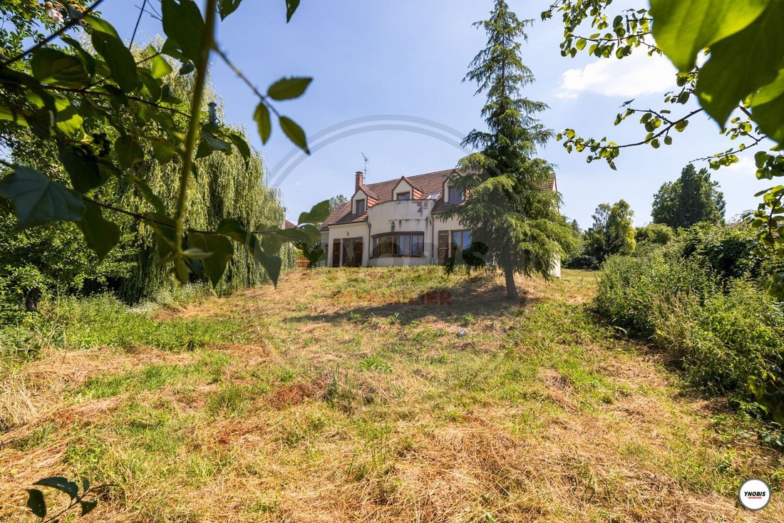 House in Chapet, Ile-de-France, France 1 - 18281784