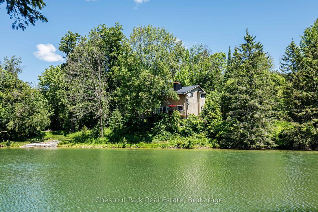 House in Chatsworth, Ontario, Canada 1 - 18289489