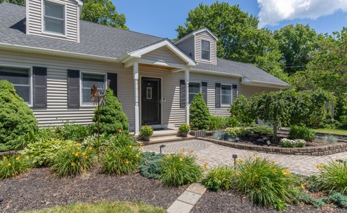 House in Orange, Connecticut, United States 1