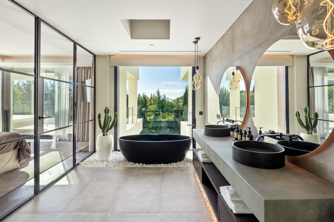 Villa in Nueva Andalucia, Marbella, Spain 3 - 18288237