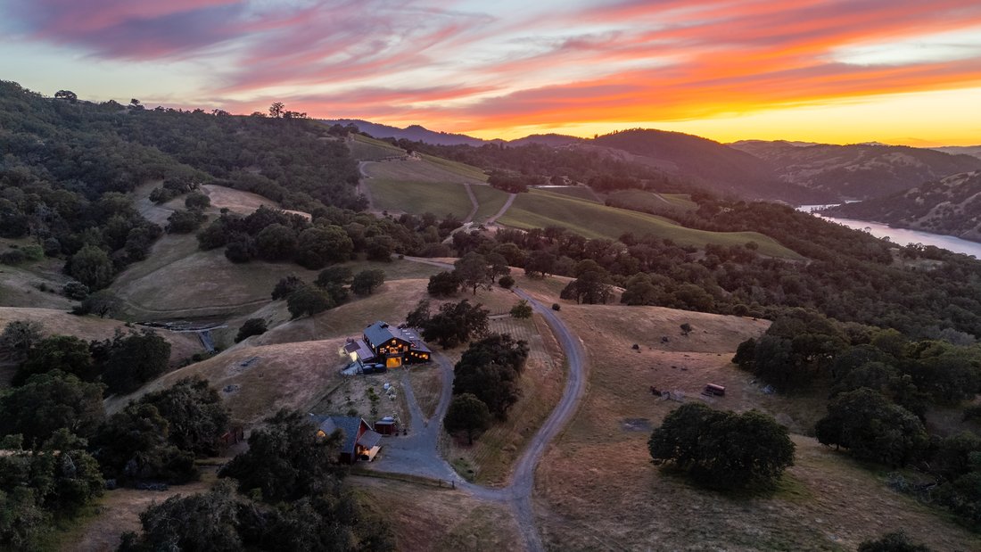 House in Geyserville, California, United States 3 - 18282154
