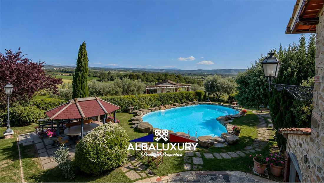Villa in Civitella In Val di Chiana, Tuscany, Italy 2 - 15345418