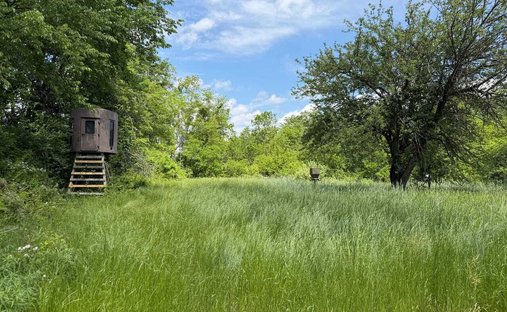 Land in Hopewell, Ohio, United States 1