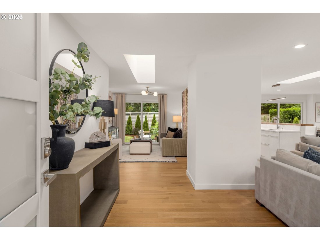 House in Lake Oswego, Oregon, United States 5 - 18089289