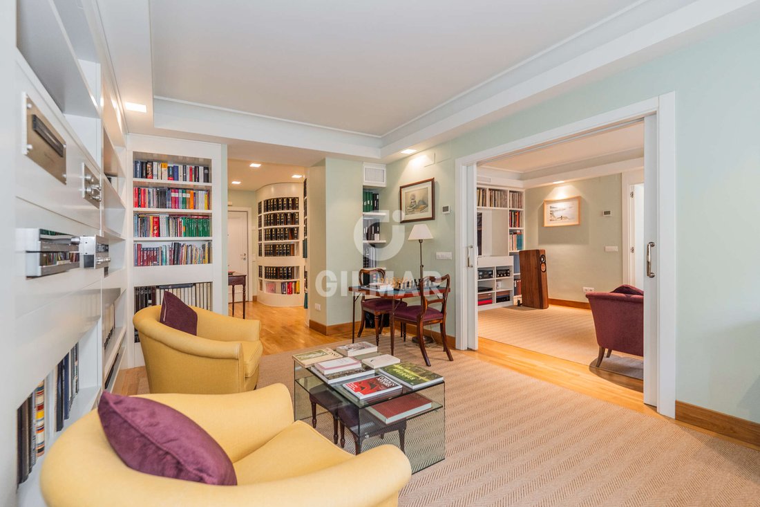 Apartment in Barrio Salamanca, Madrid, Spain 4 - 18289376