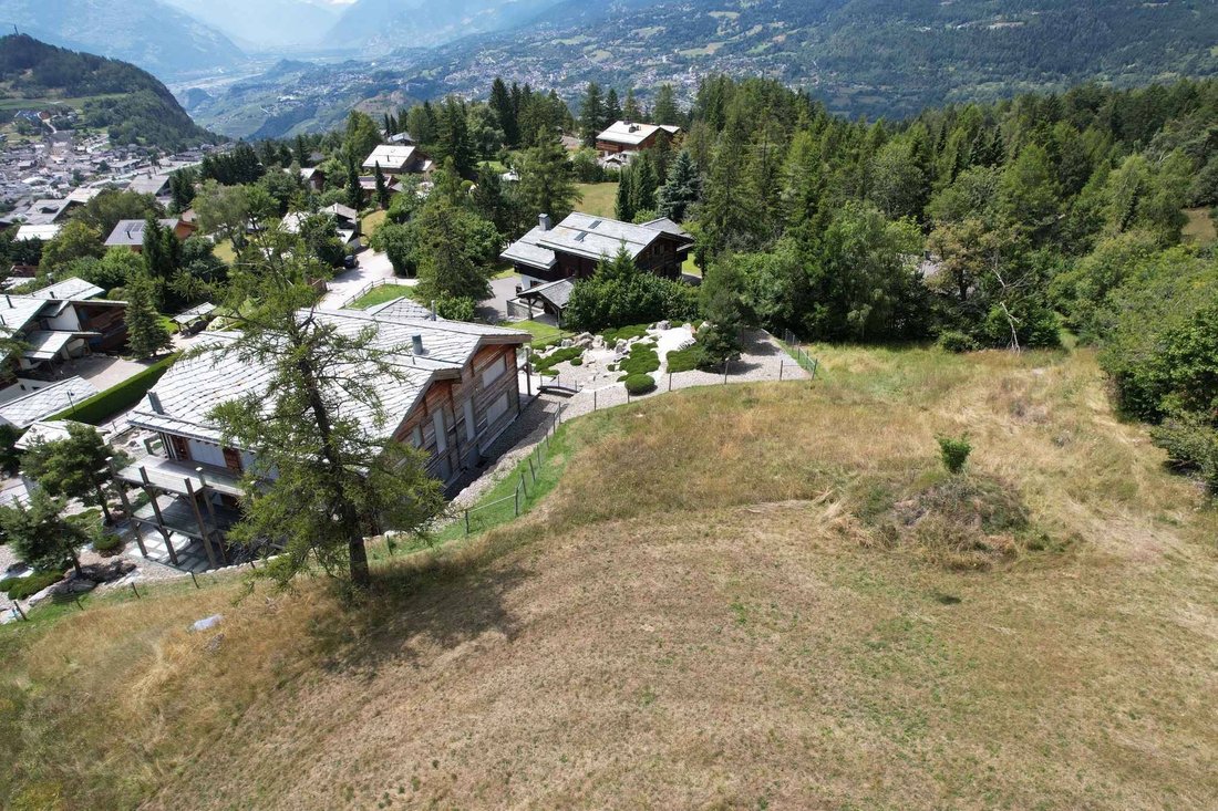 Land in Crans-Montana, Valais, Switzerland 5 - 18279993