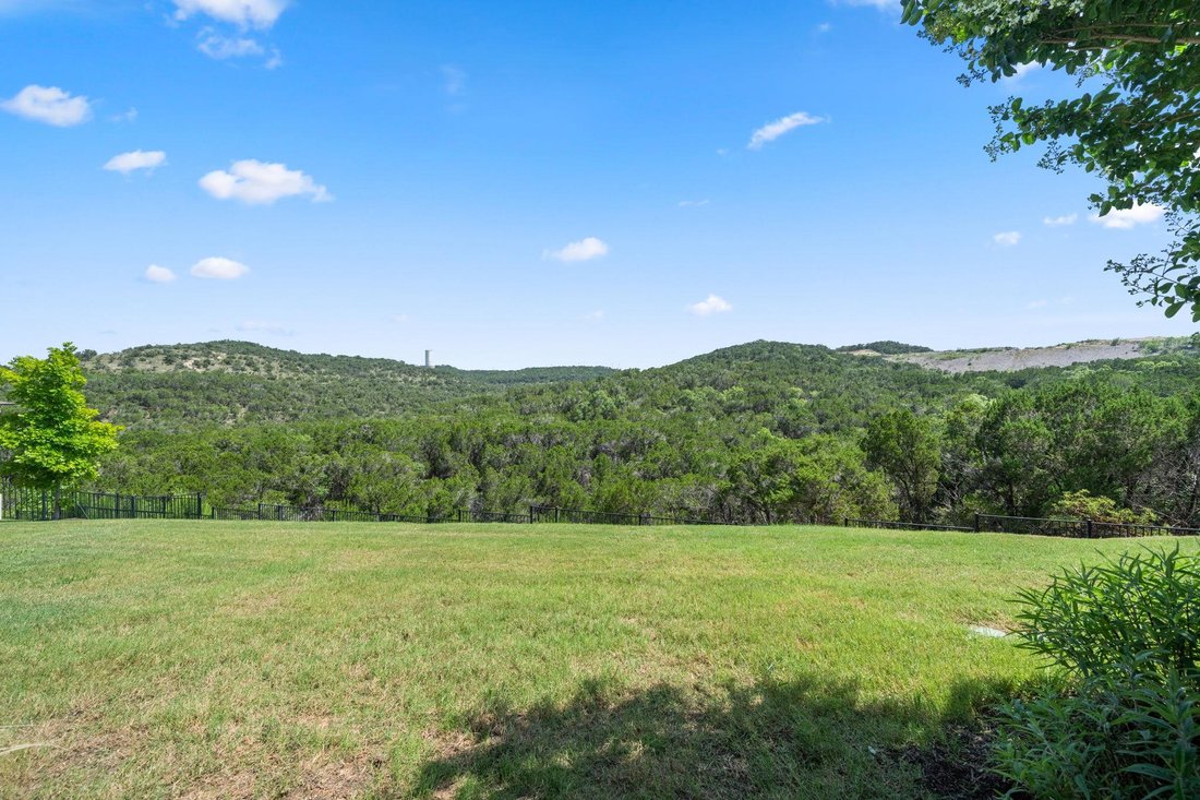 House in The Hills, Texas, United States 3 - 18284718