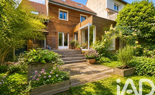 House in RER-Lombart, Fontenay-aux-Roses, France 1