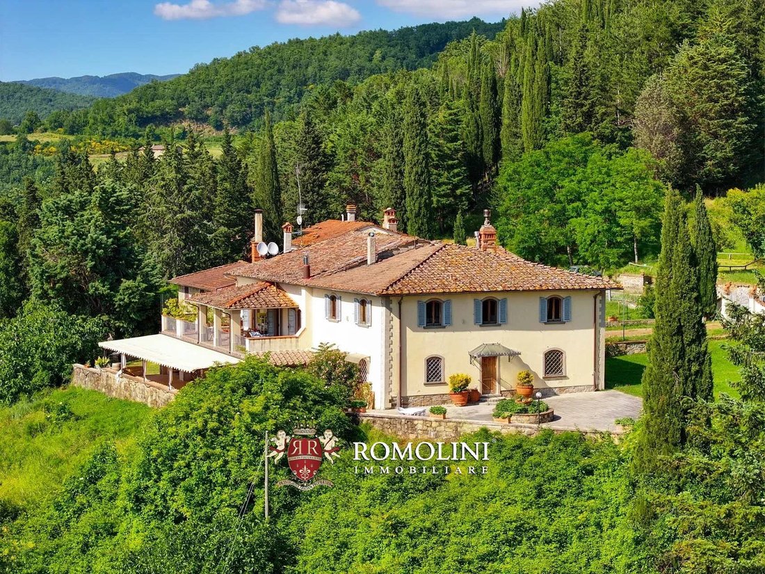 Estate in Dicomano, Tuscany, Italy 2 - 16474604
