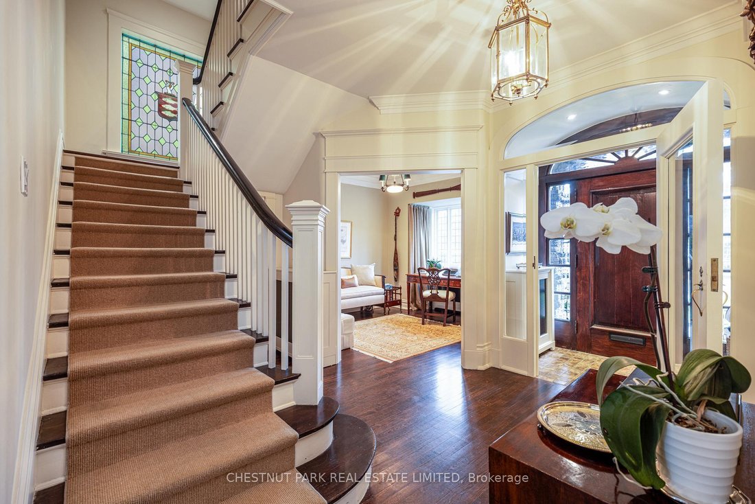 House in Toronto, Ontario, Canada 3 - 17902883