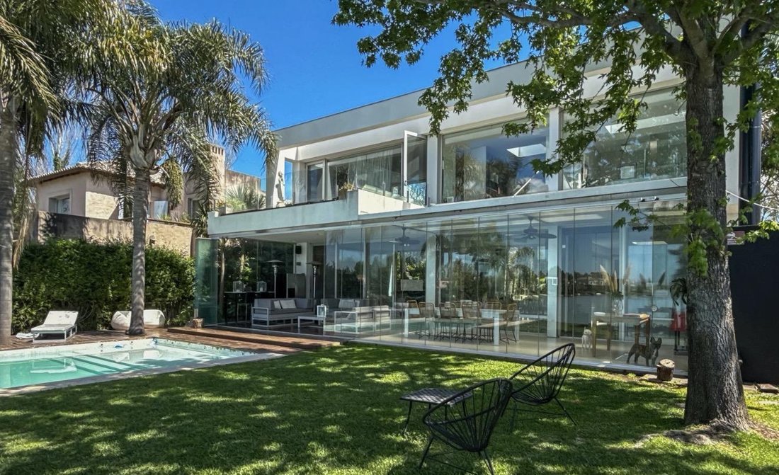 House in Tigre, Buenos Aires Province, Argentina 1 - 18295571