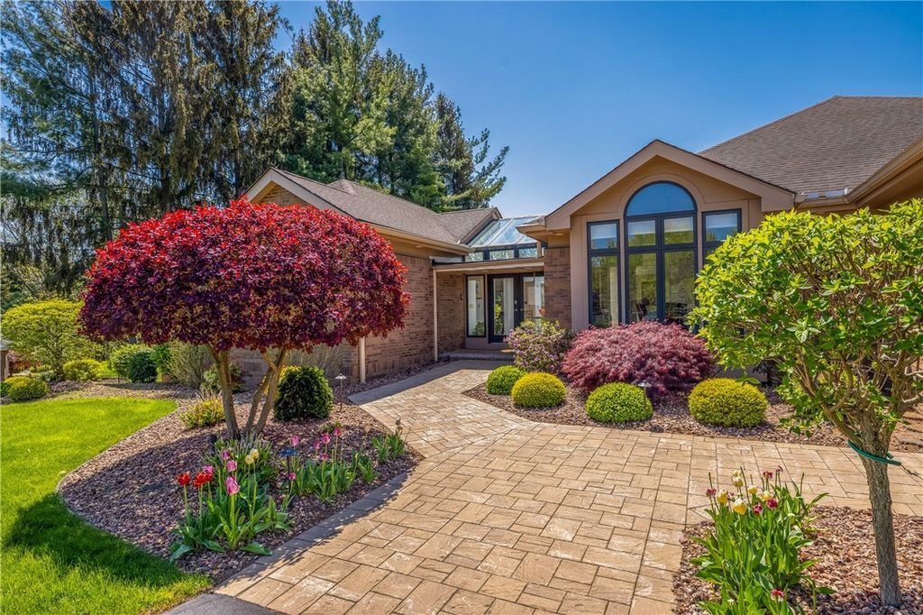 House in Pittsford, New York, United States 3 - 18293280