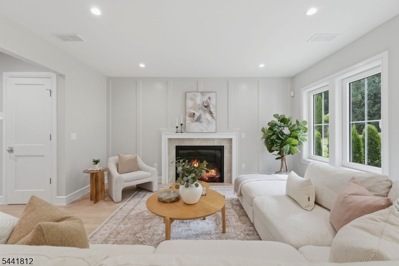 House in Millburn Twp., New Jersey, United States 4 - 18254784