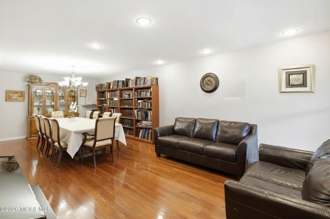 House in Lakewood Township, New Jersey, United States 4 - 18283887