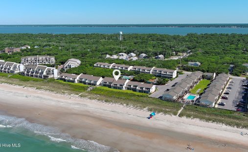 Condo in Pine Knoll Shores, North Carolina, United States 1
