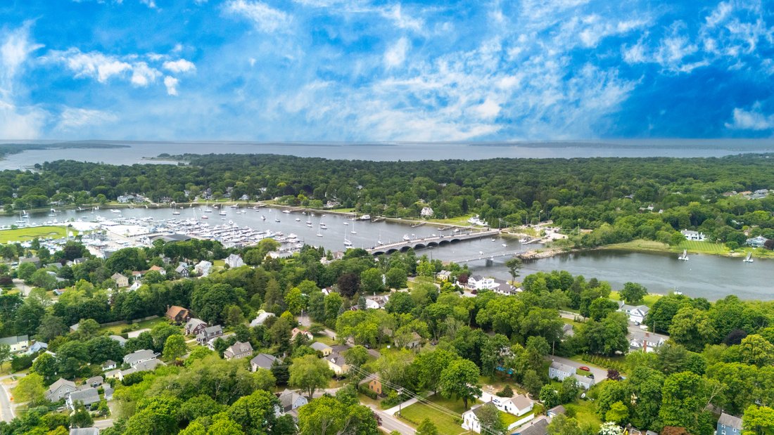 House in Barrington, Rhode Island, United States 3 - 18281960