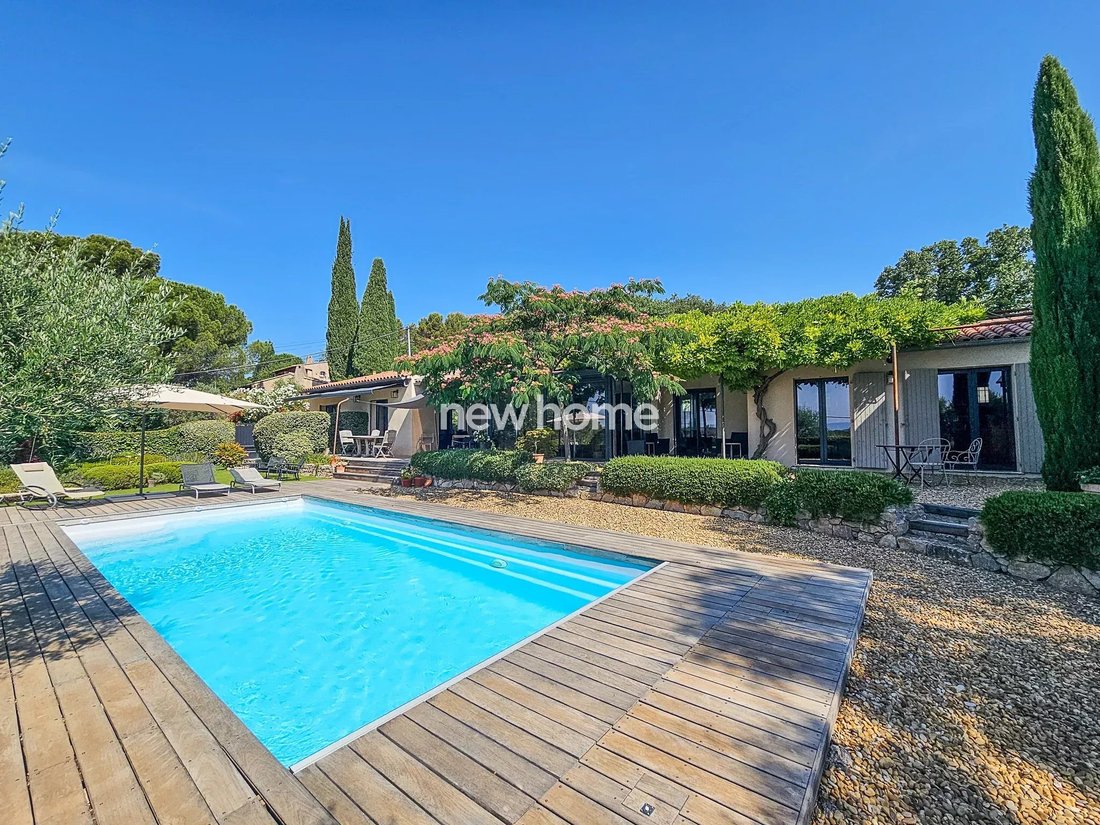 House in Flayosc, Provence-Alpes-Côte d'Azur, France 2 - 18294720