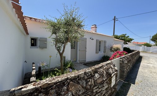 House in Noirmoutier Centre, Noirmoutier-en-l'Île, France 1