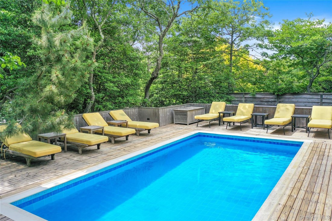 House in Yaphank, New York, United States 1 - 17921434
