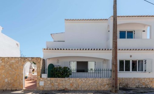 Villa in Praia da Luz, Algarve, Portugal 1