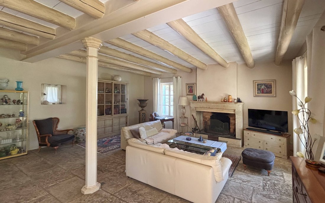 Estate in Uzès, Occitania, France 2 - 18290955