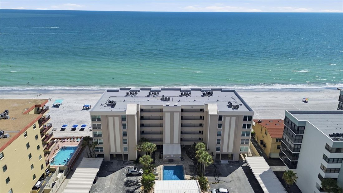 Condo in Madeira Beach, Florida, United States 1 - 18290594