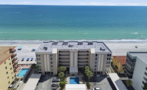 Condo in Madeira Beach, Florida, United States 1