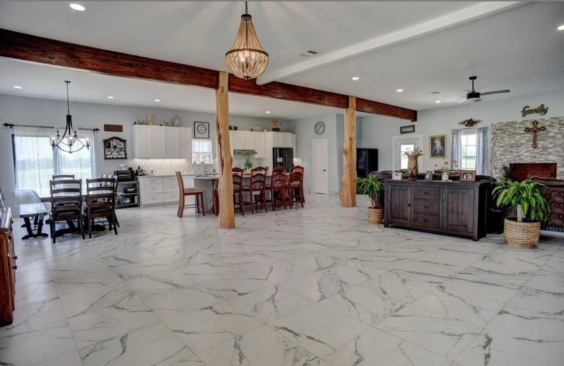 House in Waelder, Texas, United States 4 - 18284727