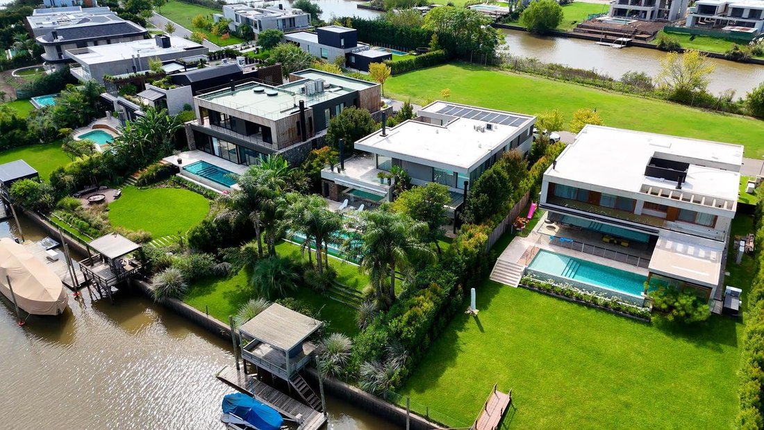 House in Tigre, Argentina 5 - 18295572