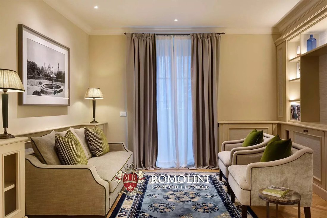 Apartment in Center, Florence, Tuscany 2 - 15665220