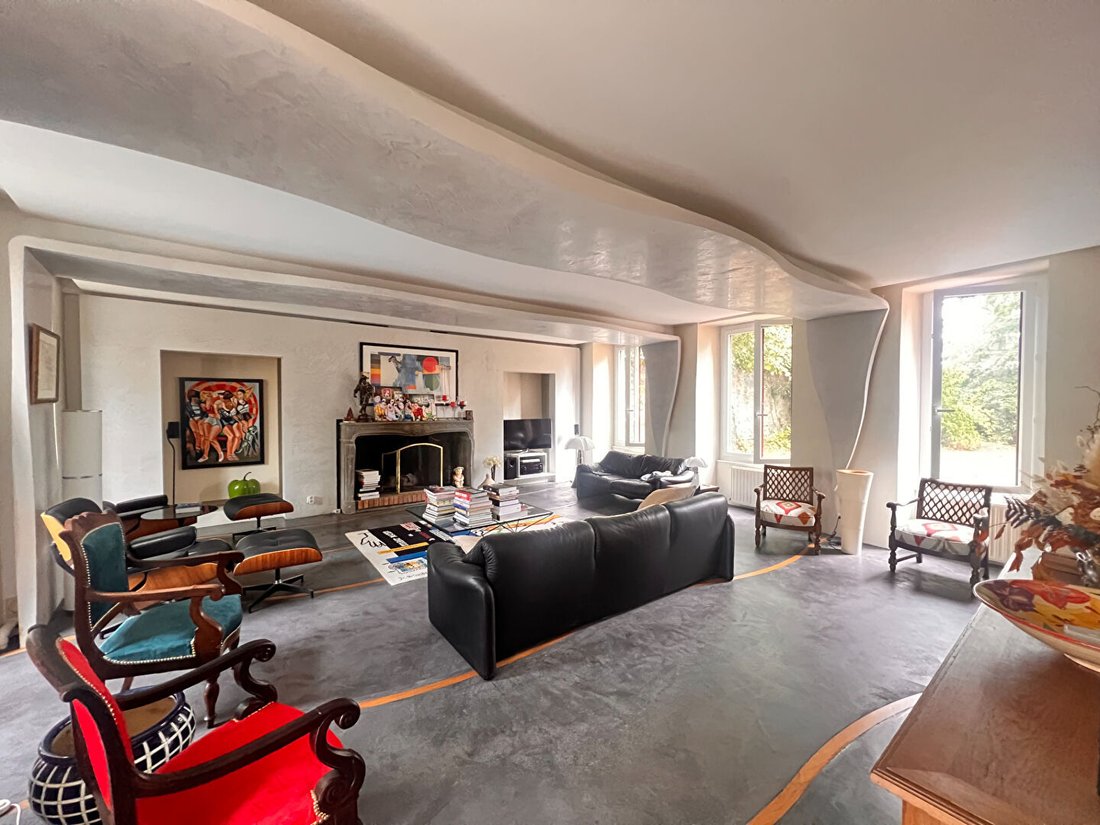 Villa in Zone d'Activité Est, Riom, France 3 - 18282882