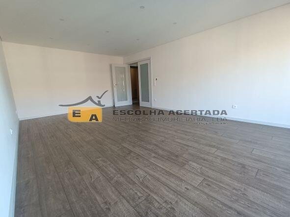Apartment in Cedofeita, Santo Ildefonso, Se, Miragaia, Sao Nicolau e Vitoria, Porto District, Portugal 5 - 18289523