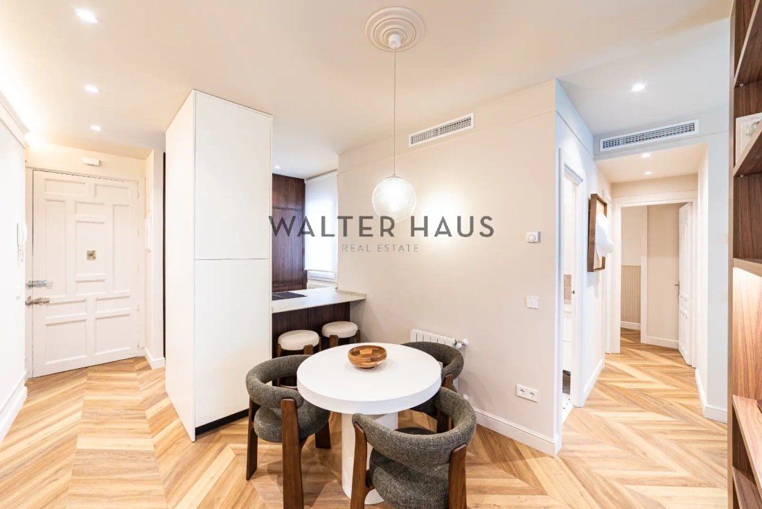 Apartment in Chamberi, Madrid, Spain 5 - 18064937