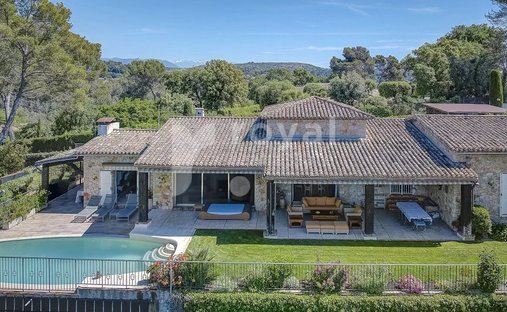 Villa a Valle Verde-Issarts-Vignasses, Biot, Francia 1