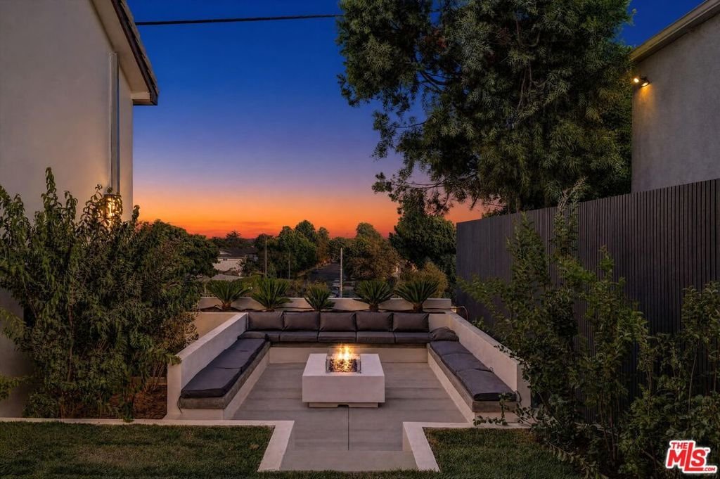 House in Los Angeles, California, United States 2 - 18284242