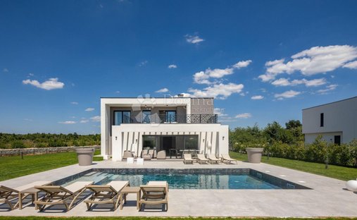 House in Svetvincenat, Istria County, Croatia 1