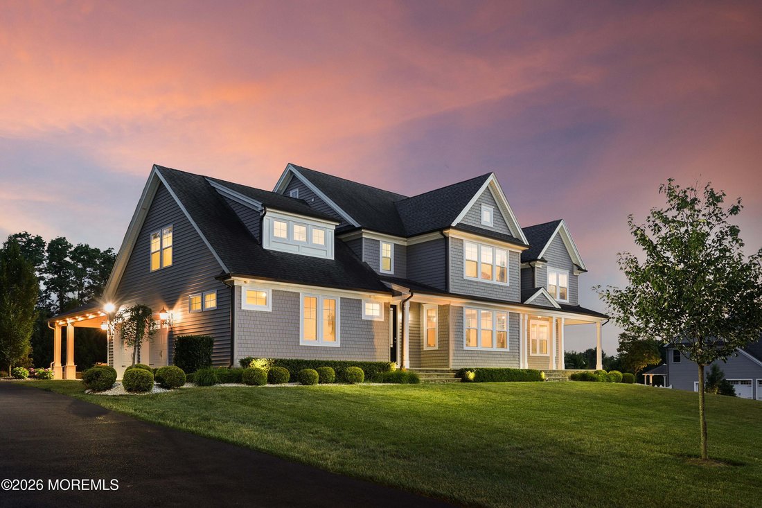 House in Freehold Township, New Jersey, United States 3 - 18283884
