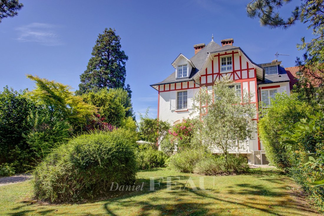 House in Saint-Cloud, Ile-de-France, France 1 - 18295965