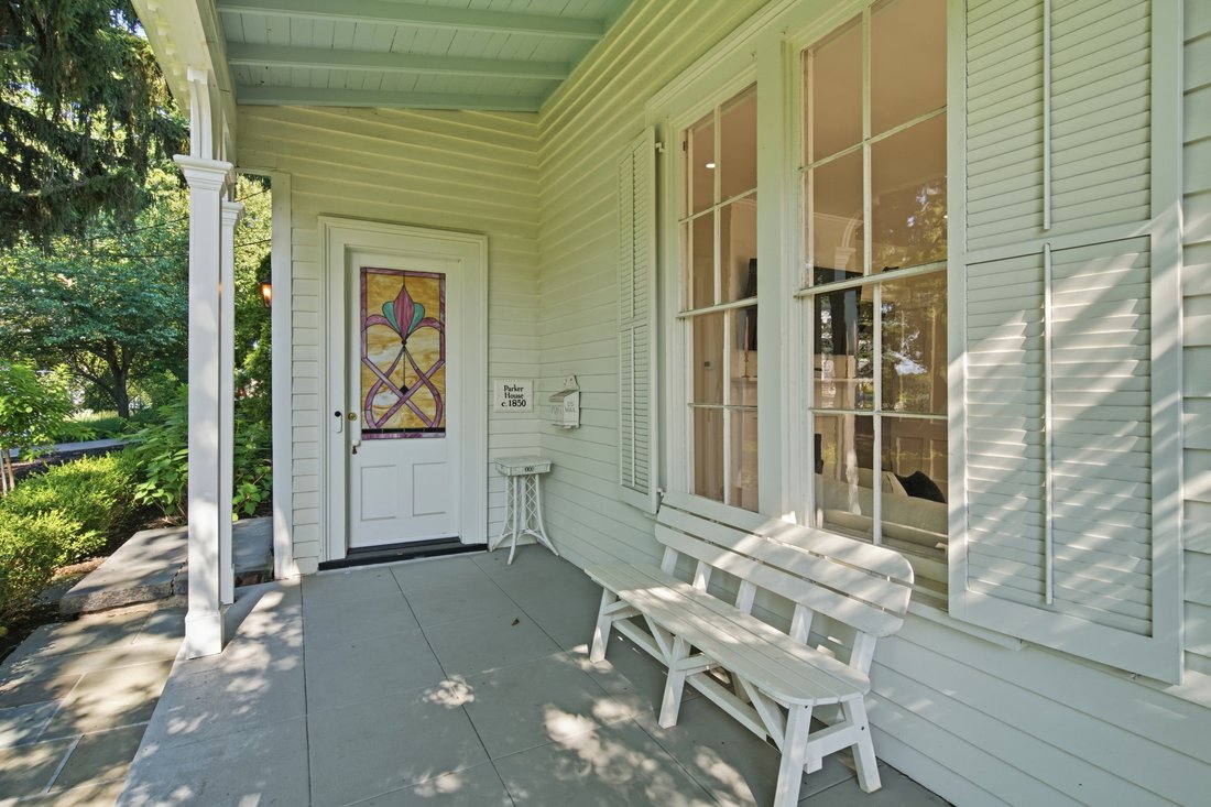 House in Halesite, New York, United States 3 - 18282611